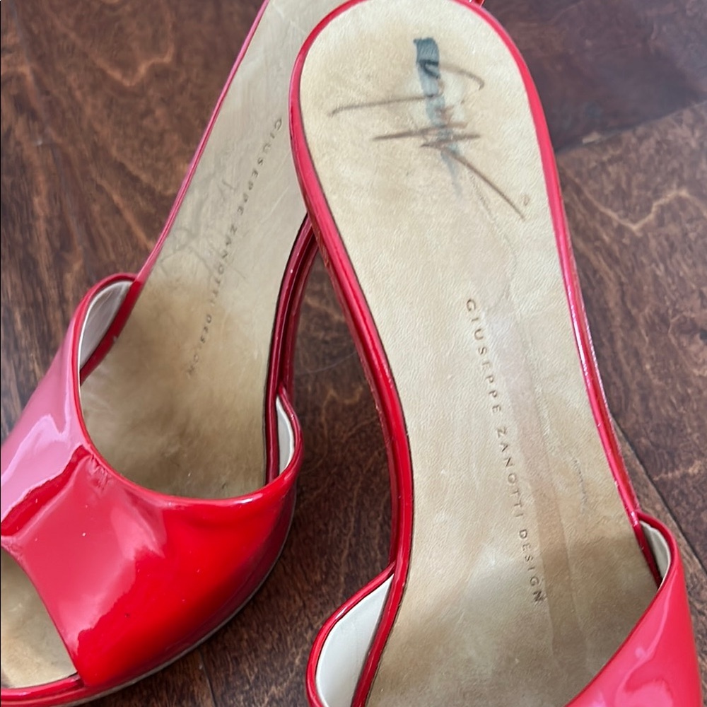 Giuseppe Zanotti Red Open-Toe Heels - Picture 2 of 5